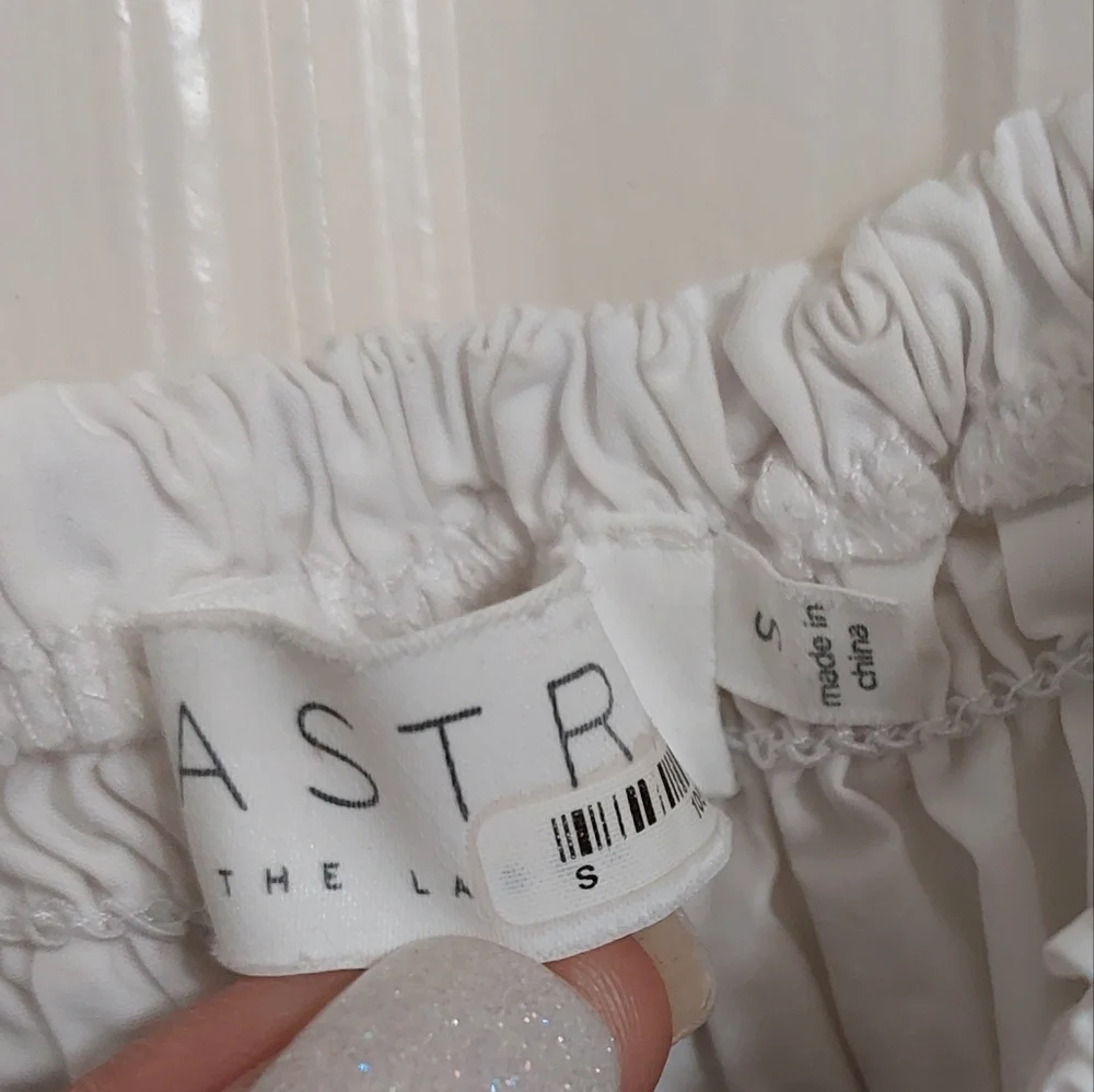 Astr White Puff Sleeve Blouse